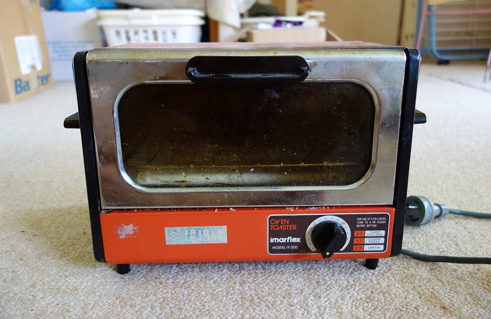 How To Clean Your Oven